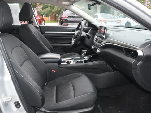 Used 2023 Nissan Altima 2.5 SV image 19