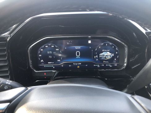 Used 2022 Chevrolet Silverado 1500 LT w/ Protection Package AWD/4WD image 20