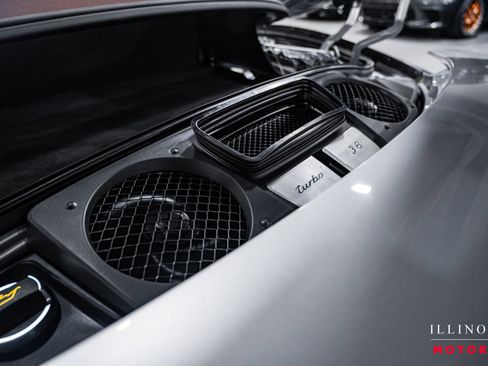 Used 2014 Porsche 911 Turbo image 33