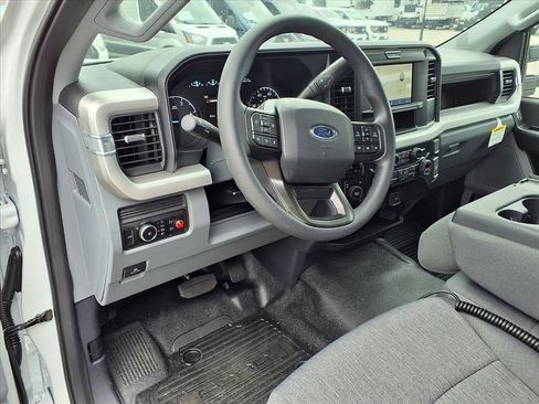 New 2026 Ford F550 4x4 Regular Cab Super Duty image 18