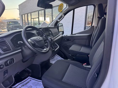 Used 2024 Ford Transit 250 Low Roof w/ Exterior Upgrade Package image 9
