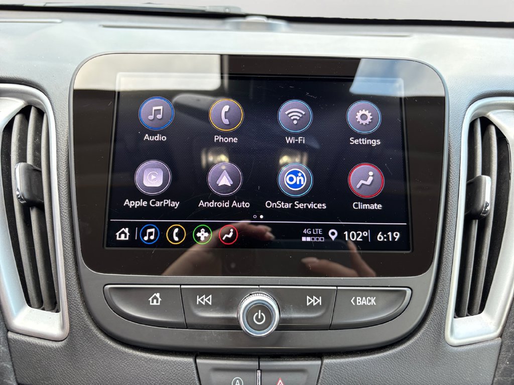 Used 2025 Chevrolet Malibu LT FWD image 18