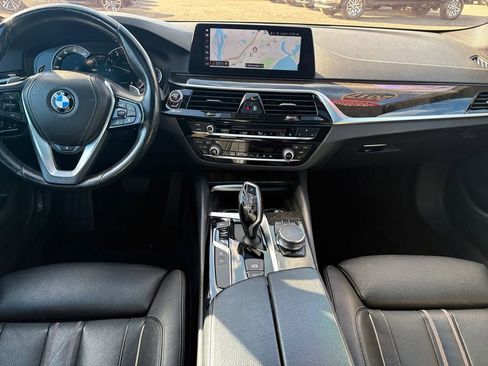 Used 2017 BMW 540i xDrive image 15