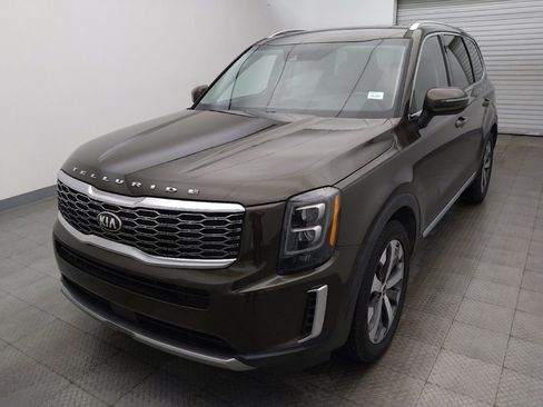 Used 2021 Kia Telluride EX w/ EX Premium Package FWD image 15