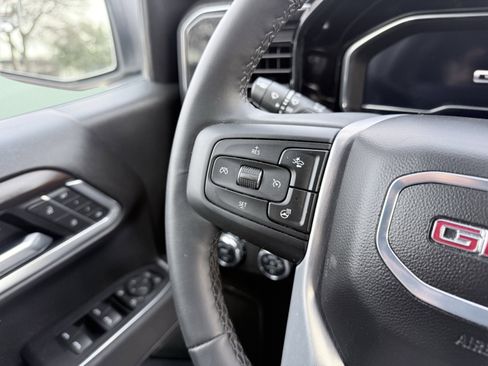 Used 2025 GMC Sierra 1500 SLT image 65