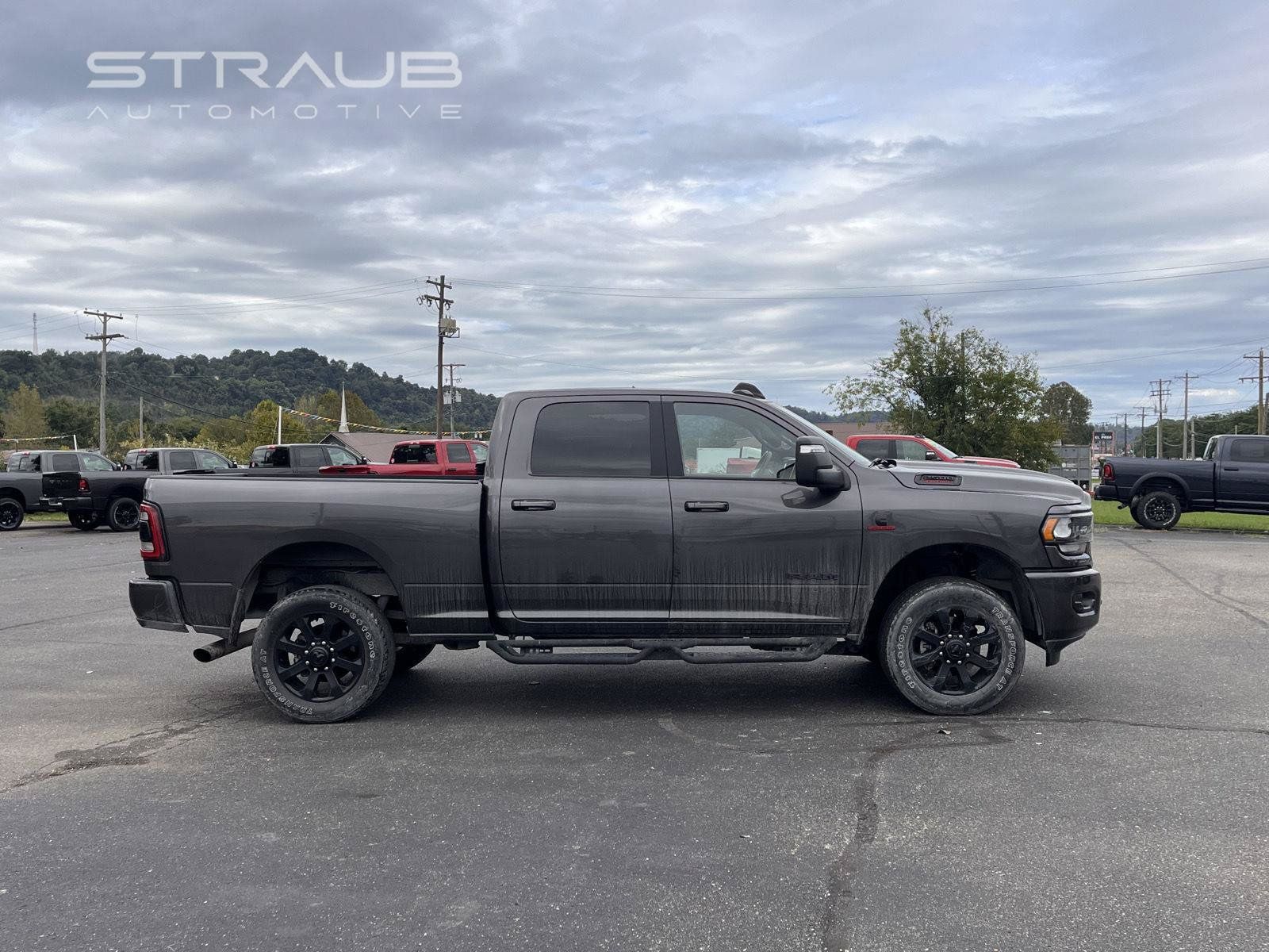 Used 2024 RAM 2500 Big Horn w/ Night Edition AWD/4WD image 5