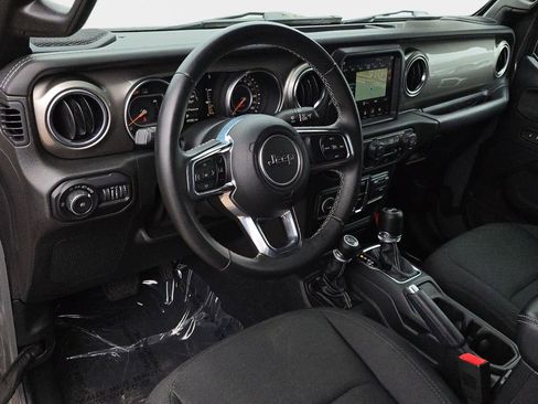 Used 2018 Jeep Wrangler Unlimited Sahara AWD/4WD image 20