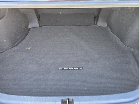 Used 2022 Toyota Camry XLE image 26