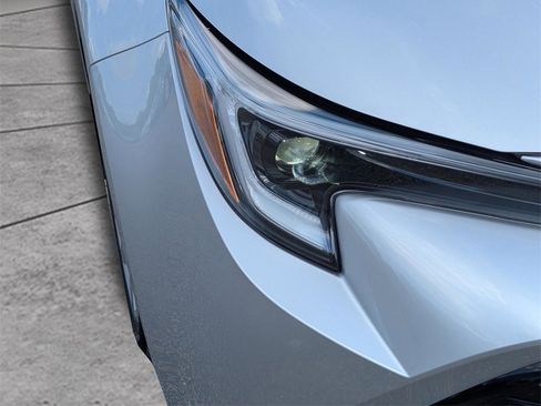 Used 2023 Toyota Corolla SE image 9