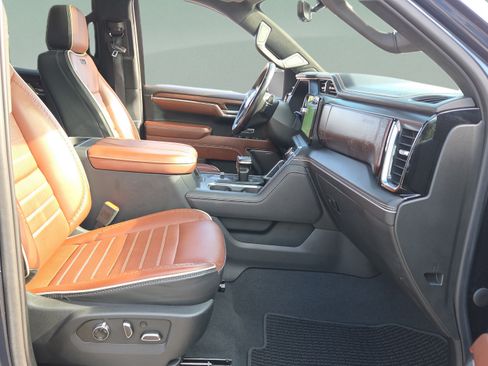 Certified 2023 GMC Sierra 1500 Denali Ultimate AWD/4WD image 16