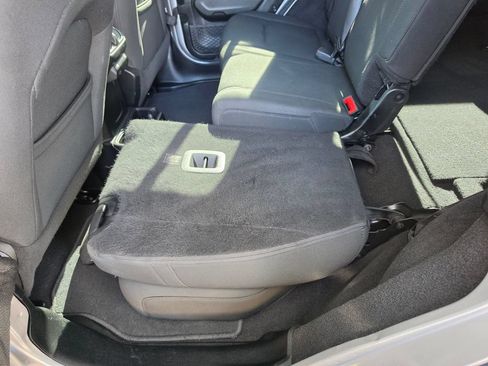 Used 2018 Jeep Wrangler Unlimited Sport S AWD/4WD image 38
