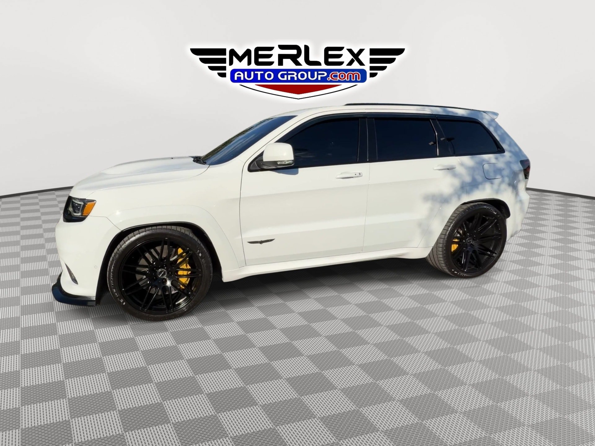 Used 2018 Jeep Grand Cherokee Trackhawk AWD/4WD image 5