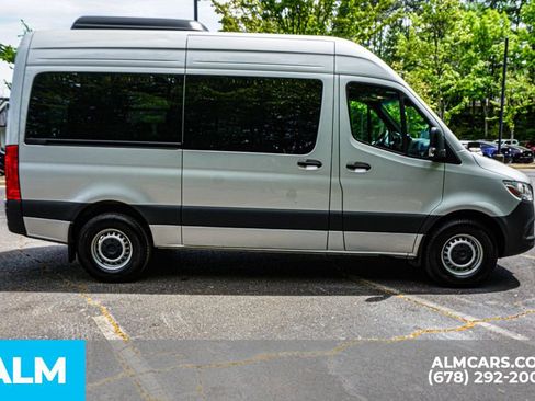 Used 2024 Mercedes-Benz Sprinter 2500 image 9
