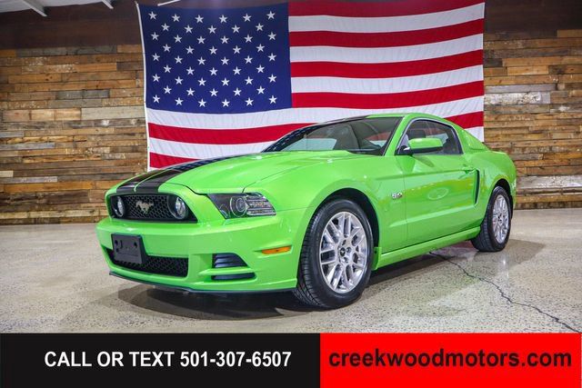 Used 2013 Ford Mustang GT Premium w/ Security Pkg RWD image 8