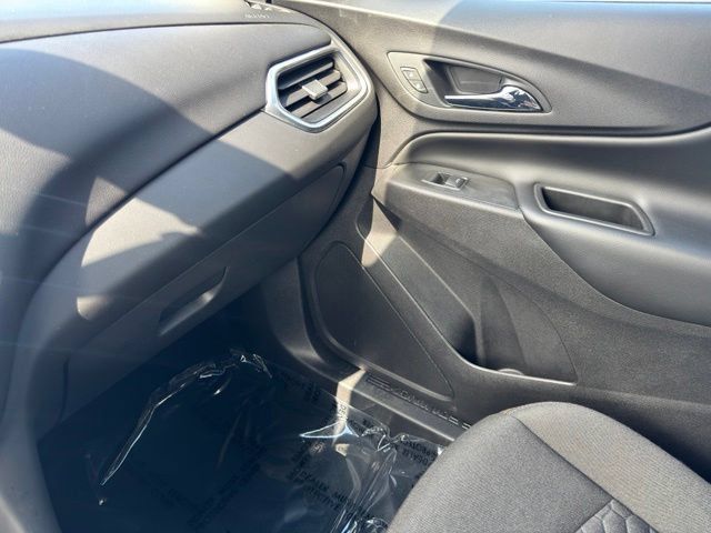 Used 2020 Chevrolet Equinox LT AWD/4WD image 25
