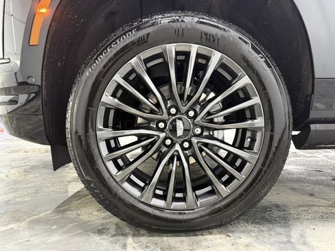 Used 2025 Cadillac Escalade ESV Sport Platinum image 48