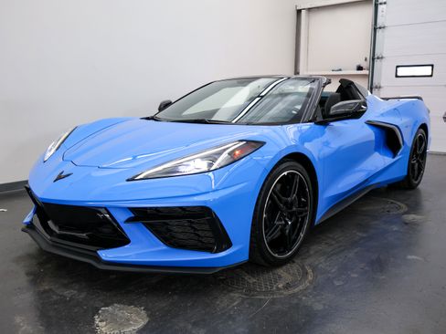 Used 2022 Chevrolet Corvette Stingray Preferred Conv w/ Z51 Performance Package image 8