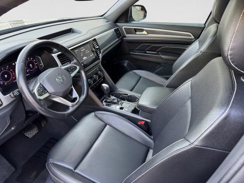 Used 2020 Volkswagen Atlas Cross Sport SEL FWD image 11