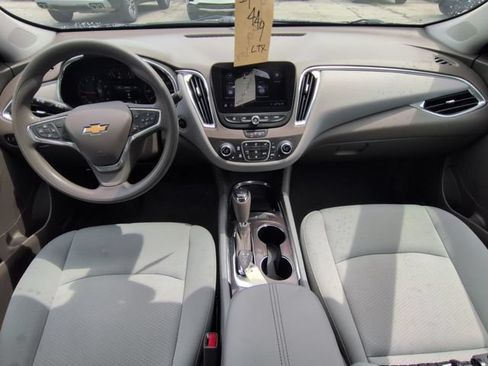 Used 2020 Chevrolet Malibu LT FWD image 25