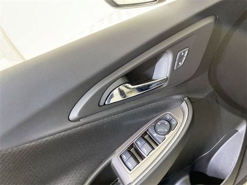 Used 2022 Chevrolet Malibu LT image 26
