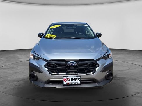 Used 2024 Subaru Crosstrek 2.0i AWD/4WD image 2