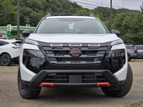 New 2026 Nissan Rogue SV w/ Rock Creek Premium Package image 8