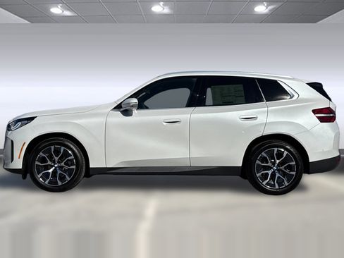 Used 2026 BMW X3 xDrive30 w/ Premium Package image 2