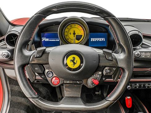 Used 2020 Ferrari F8 Tributo image 10