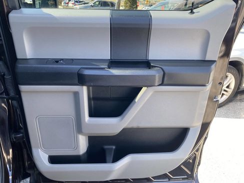 Used 2019 Ford F150 XL w/ Equipment Group 101A Mid AWD/4WD image 18
