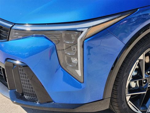New 2025 Kia K4 GT-Line image 6