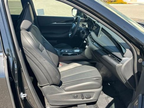 Certified 2025 INFINITI QX60 Pure AWD/4WD image 8