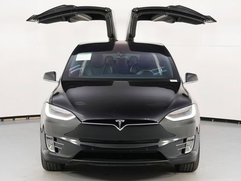 Used 2016 Tesla Model X P90D image 45