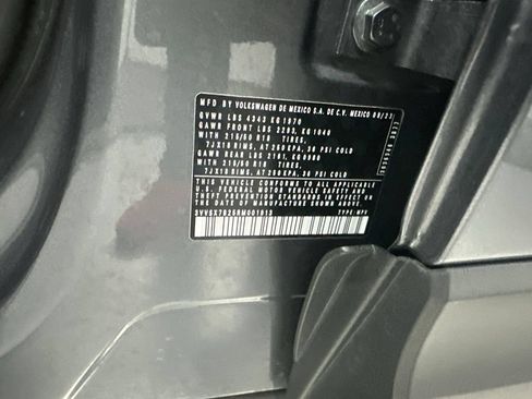 Used 2024 Volkswagen Taos SE FWD image 28