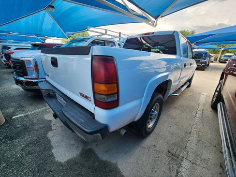 Used 2001 GMC Sierra 1500 SLE w/ SLT Marketing Option Pkg image 4