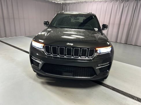 Used 2024 Jeep Grand Cherokee Limited w/ Trailer Tow Package image 2