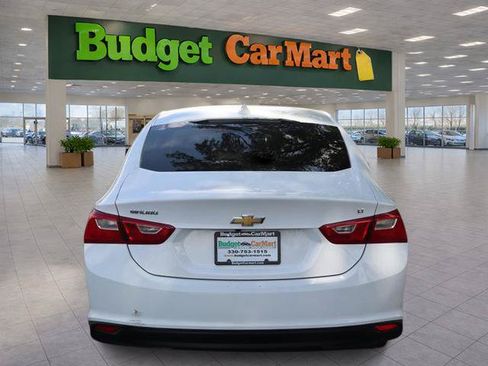 Used 2018 Chevrolet Malibu LT FWD image 5