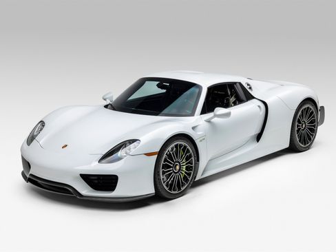 Used 2015 Porsche 918 Spyder AWD/4WD image 17