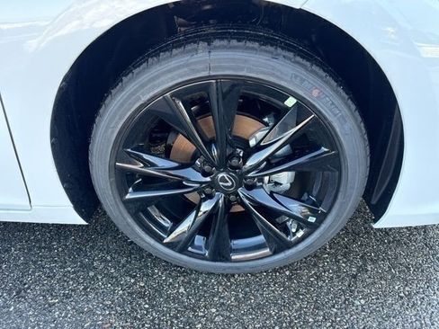 New 2025 Lexus ES 350 w/ Premium Package image 9