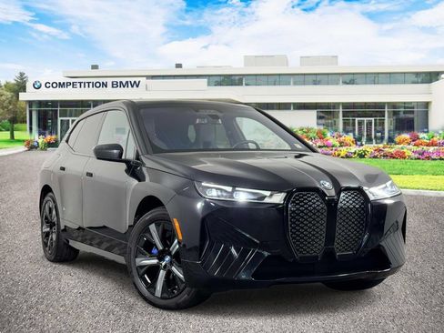 Used 2024 BMW iX xDrive50 w/ Sport Package AWD/4WD image 1