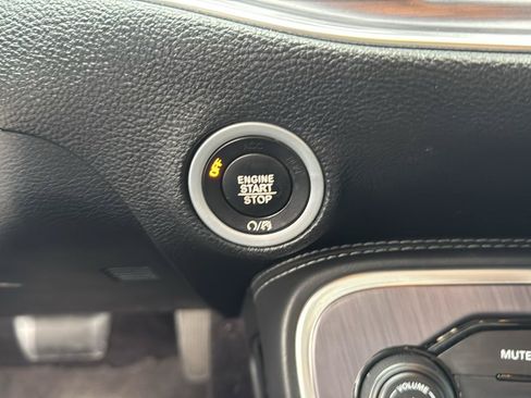 Used 2018 Dodge Challenger SXT RWD image 15