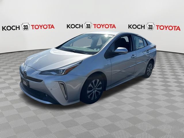 Certified 2021 Toyota Prius LE AWD/4WD image 3