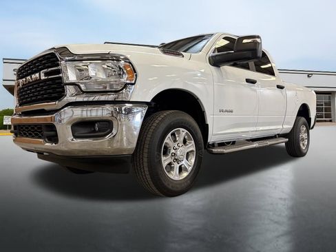 Used 2024 RAM 2500 Big Horn AWD/4WD image 10
