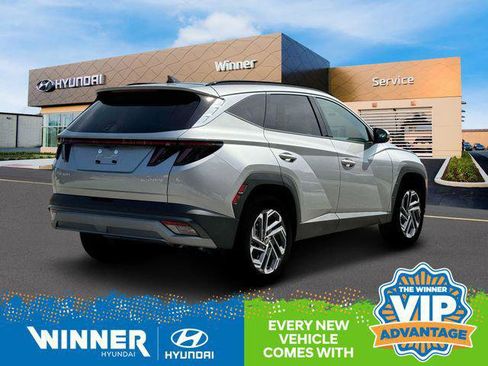 New 2025 Hyundai Tucson Limited image 8