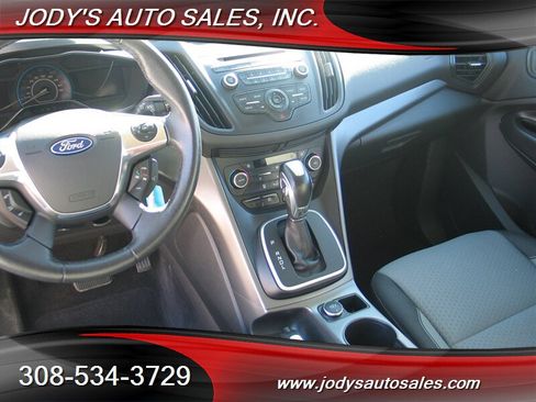 Used 2017 Ford C-MAX SE FWD image 7