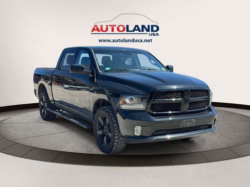 Used 2014 RAM 1500 Express w/ Black Ram 1500 Express Group image 2