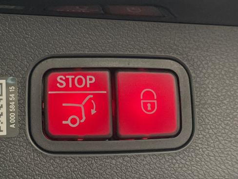 Certified 2026 Mercedes-Benz E 53 AMG 4MATIC Sedan image 13