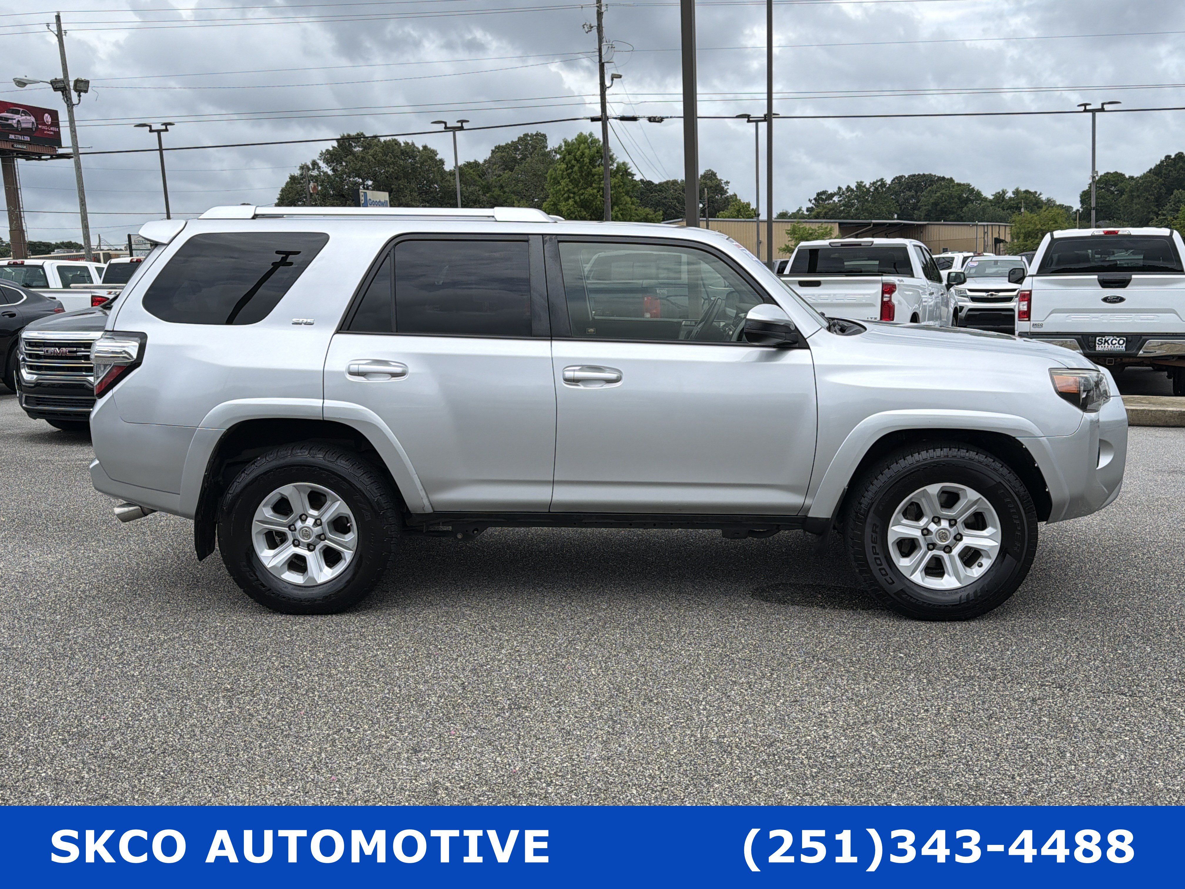 Used 2016 Toyota 4Runner SR5 RWD image 6