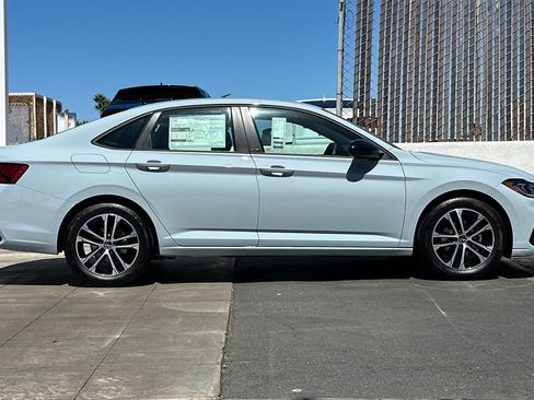 New 2025 Volkswagen Jetta Sport image 4