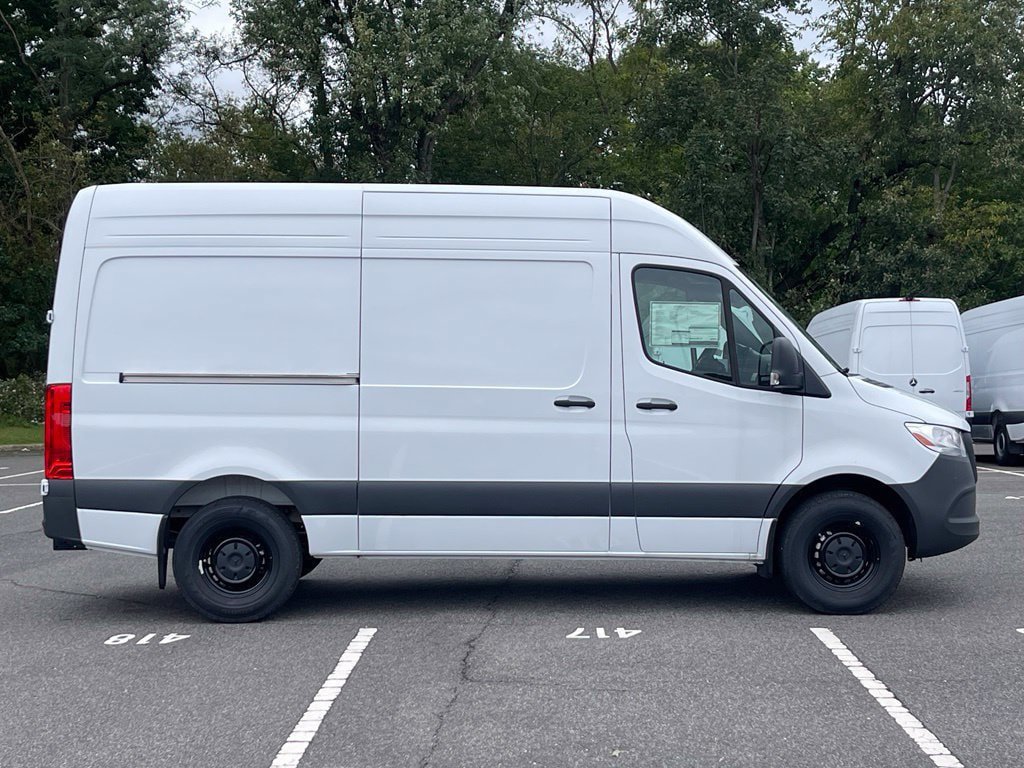 New 2025 Mercedes-Benz Sprinter 2500 image 3