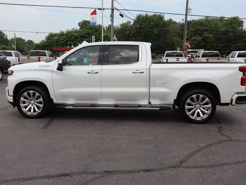 Used 2019 Chevrolet Silverado 1500 High Country AWD/4WD image 32